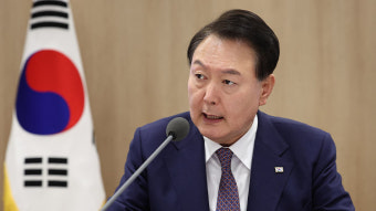 윤석열 대통령, 정연주 방심위원장·이광복 부위원장 해촉안 재가