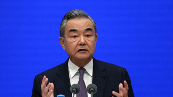 시진핑 APEC 참석 시사한 中 왕이…