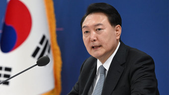 尹, '자율전공 입학, 의대行 허용' 이주호 교육부 질책…