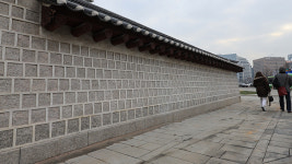 낙서 테러 경복궁 담 복구 모습 오늘 공개…범죄자에 비용 전액 청구