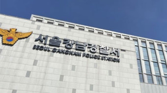 [단독] 올림픽대로서 벤츠·BMW '분노의 질주'…애꿎은 택시 들이받아 3명 부상