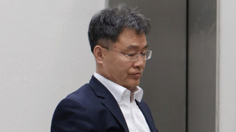 '김만배와 돈거래' 전직 언론인 압수수색…檢 