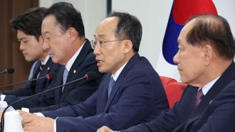 '민주당의 아버지' 발언에…與 