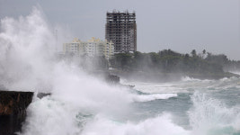 가장 강력한 5등급으로 커진 허리케인 베릴…6명 사망