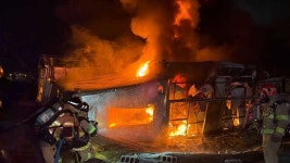 춘천 영농조합 육묘장 화재…작업장 2동 전소