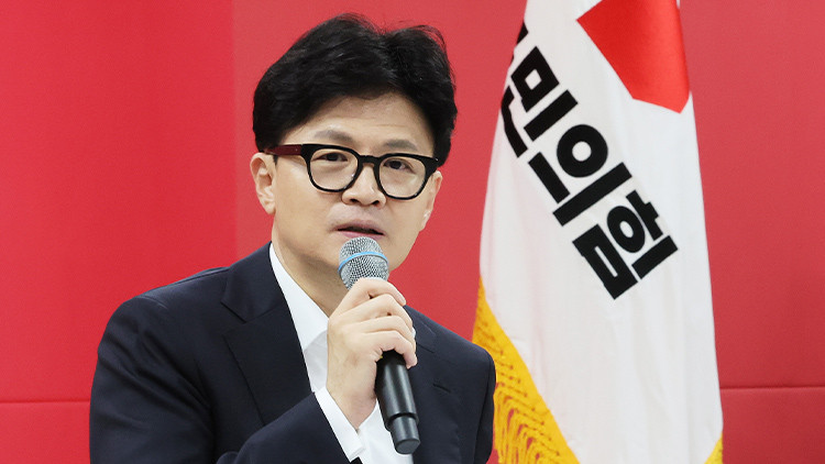한동훈 의료 공백 해결, 대화 말고 다른 해결책 없다 강조