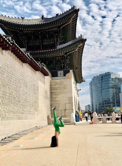 경복궁 레깅스 요가 논란, 베트남 여성의 무례한 행동 논란 확산
