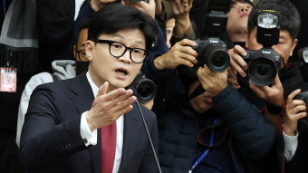 한동훈, 尹대통령 출당·제명 윤리위 소집…오늘 밤 10시 회의