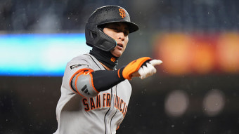 이정후, 양키스전 시즌 8호 2루타…2루타 MLB 단독 1위 올라