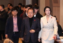 [단독] 이재명 선대위, 홍준표 책사 이병태 교수 영입…내일 발표할 듯