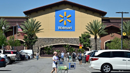 구조조정 나서는 월마트…1500명 감원