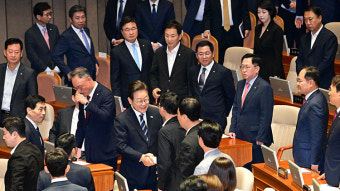 李 시정연설에 與 박수 12번 호응…野 '김민석 지명 철회' 요청