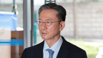 정성호 법무부 장관, 직권남용과 배임 수사에 대한 신중한 지침 내려