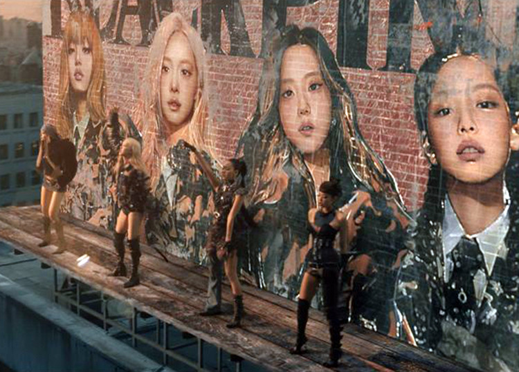 블랙핑크, 뛰어 뮤직비디오가 유튜브 1억뷰 돌파! 화려한 성과 속에 팬들의 사랑 확인
