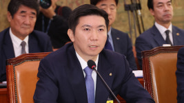 '성과금 차명 수령 의혹'…유승민 대한체육회장 경찰 입건