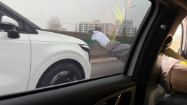 나들이객 늘자 버스전용차로 얌체족도 기승…2시간 만에 119건 적발