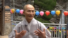 [티조人] 덕산스님? 덕산GD!…승복 입고 