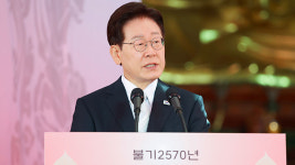 李 대통령 배려와 이해…대립보다 화합이 부처의 가르침 봉축법요식 축사