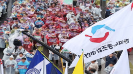 한국노총 성과급 교섭 대상…경총의 시대착오적 권고 철회해야