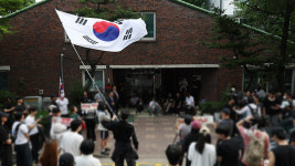 2천표 묶인 잠실 투표소 봉쇄에…선관위 