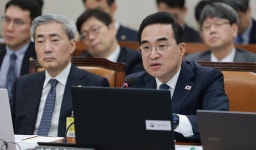 박홍근 