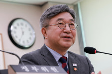 윤호중, 김지용 중수청장 후보에 