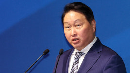 최태원, 노소영 재산분할 상응 9천440억 SK지분 매각 추진