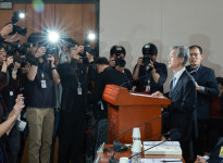 조희대, 국감 증인 선서 거부…