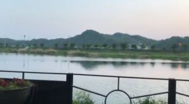 배우 박하선, 문경새재 방문해 태교중 