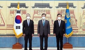 文 “오염수 방출 큰 우려”…“해양법재판소 제소 검토 지시”