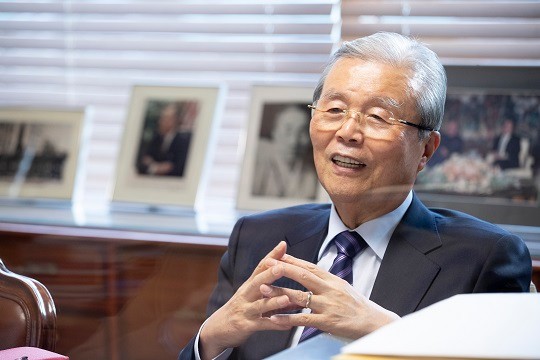 한미관계 강화를 위한 이 대통령-김종인 오찬, 한미동맹 최우선으로 한미관계 조정 확인