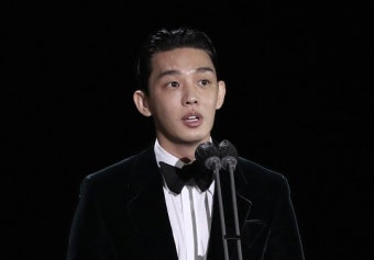 경찰, 유아인 프로포폴 처방 의사 참고인 조사