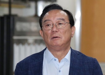 검찰, ‘울산시장 선거개입 의혹’ 송철호 징역 6년 구형