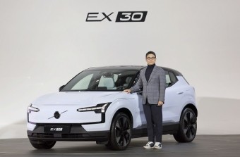 볼보, ‘중국산’ 전기차 EX30 공개…‘가격·상품성’ 돌파하나