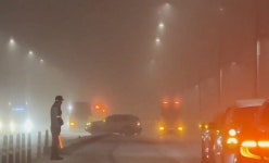 세종서 블랙 아이스로 잇단 연쇄추돌…40여대 사고