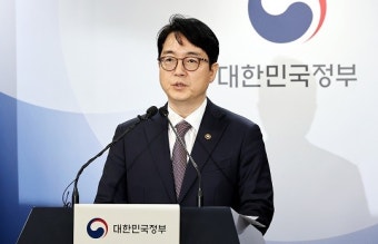 김관진·김기춘 사면…법무부 “사전 교감 없어”