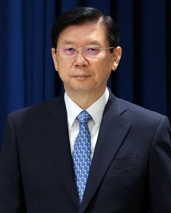 신임 대통령 경호처장에 박종준…군 아닌 경찰출신 임명