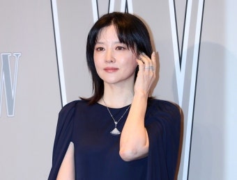 이영애, ‘김여사와 친분설’ 제기한 유튜버와 화해 거부