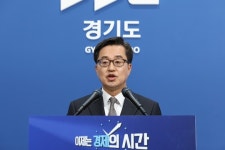 [단독]김동연, 문재인 대선 캠프 있던 대산빌딩에 사무실 마련