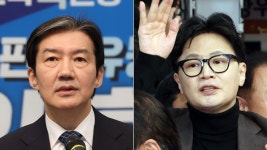 조국 “한동훈, 尹의 황태자”…韓 “아첨하면 군산 보내주나”