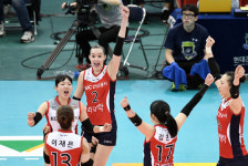 KGC, 현대건설 제물로 5시즌 만에 4연승 행진