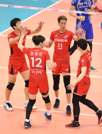 '서재덕 원맨쇼' 한국전력, 대한항공 정규리그 우승 저지