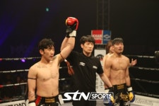 [MAX FC 08] 무자비 공격 김진혁, 日 강자 니킥 KO승 격침