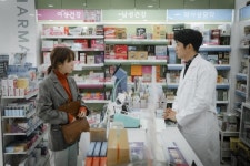 [st&人] 발랄 연하남→강직한 약사 봄밤 정해인의 연기 변신 성공적