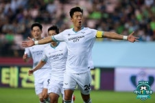 [S코어북] 호사 극적 동점골 전북, 홈에서 성남과 1-1 무승부...순위는 2위