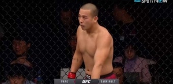 [UFC 부산] '매력 보이스' 박준용, UFC 2경기 만에 첫 승!