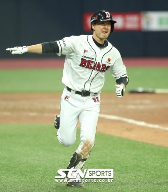 '김재호 2G 연속 펄펄' 두산, NC에 짜릿한 7-6 역전승…2승 선점 [KS3 S코어북]