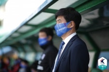 코젠모터스 | [S트리밍] '복수 성공' 박건하 감독, "지난 대결 패배 갚아줘서 기쁘게 생각"