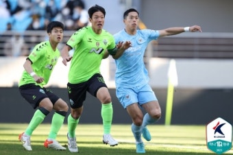 [S코어북] '홍정호-문선민 골' 전북, 대구 원정에서 귀중한 2-0 승리...우승 희망