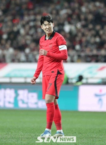 '손흥민이 넣고 이강인이 찌르고 김민재가 후방에서 지킨다!' 아시안컵 베스트 11 '일본 천하'